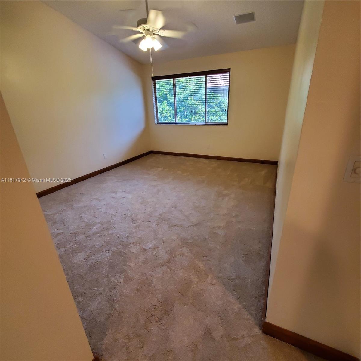 Parc Court Condominiums Plantation, FL 33324 - Photo 37 of 45 an empty room with windows