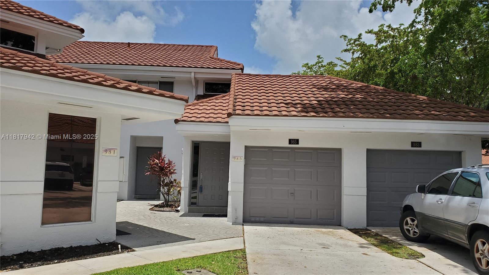 Parc Court Condominiums Plantation, FL 33324 - Photo 6 of 45 a view of a entryway front of house