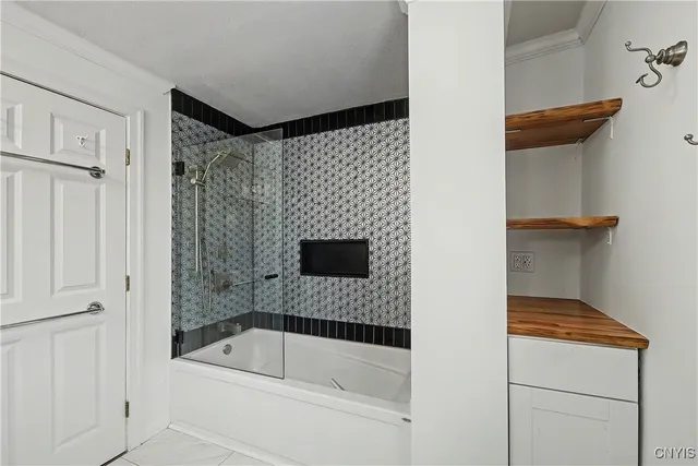 $649,900 | 46 Jordan Street, Skaneateles, NY 13152