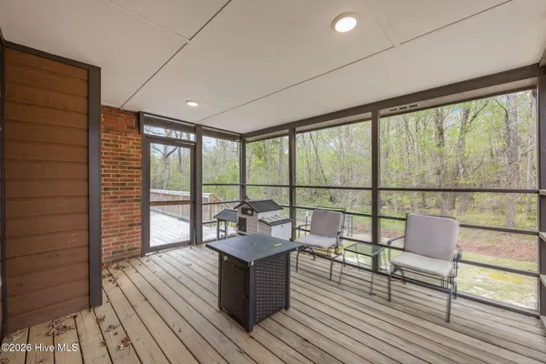 $395,000 | 110 Roland Court, Burgaw, NC 28425