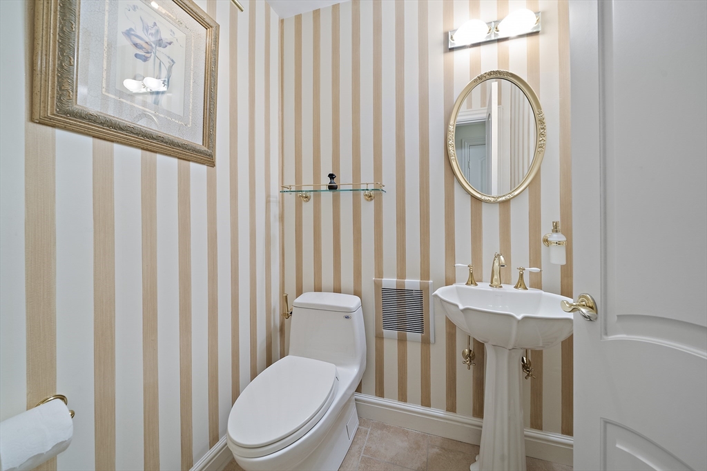 73 Countryside Road Newton, MA 02459 - Photo 17 of 42