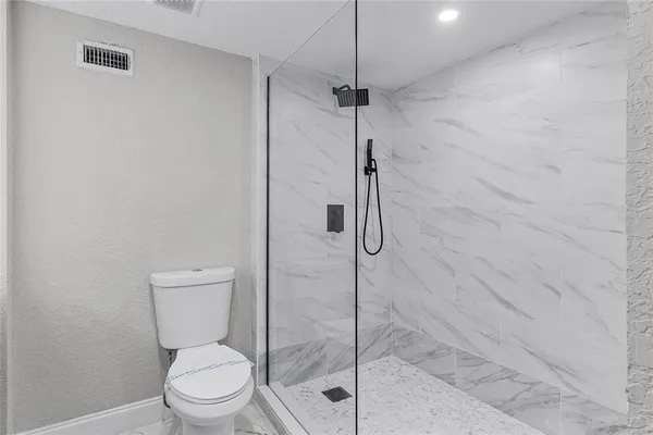 $6,000 | 311 East 8th Avenue, Windermere, FL 34786