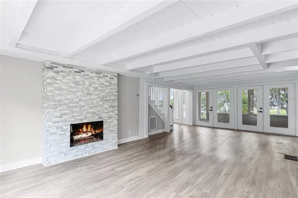 $6,000 | 311 East 8th Avenue, Windermere, FL 34786