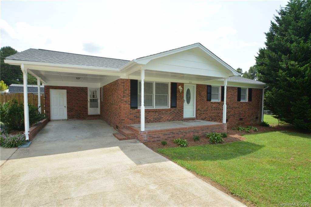 323 Pinkney Road Dallas, NC 28034 - Photo 1 of 36 Gallery Image 1