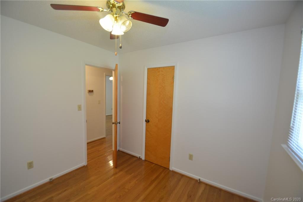 323 Pinkney Road Dallas, NC 28034 - Photo 22 of 36 Gallery Image 22