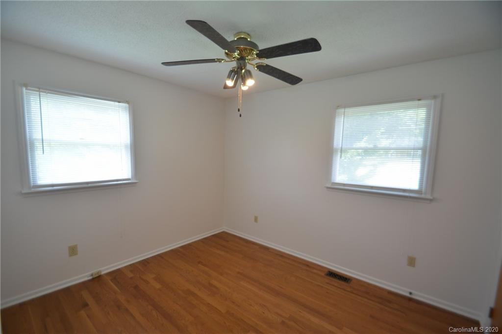 323 Pinkney Road Dallas, NC 28034 - Photo 24 of 36 Gallery Image 24