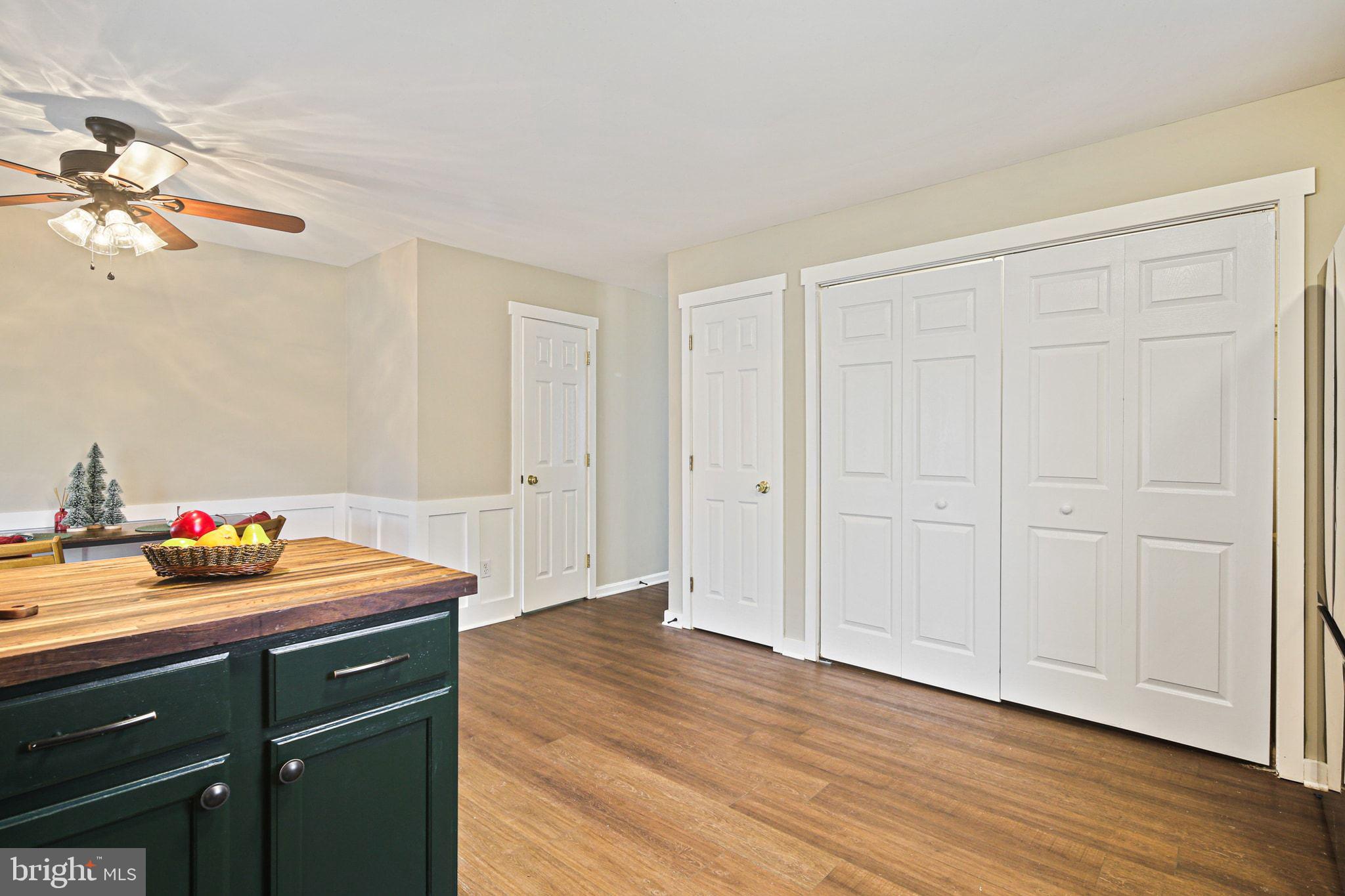 1617 Midland Road Edgewater, MD 21037 - Photo 11 of 41 Spacious Eat-in Kitchen