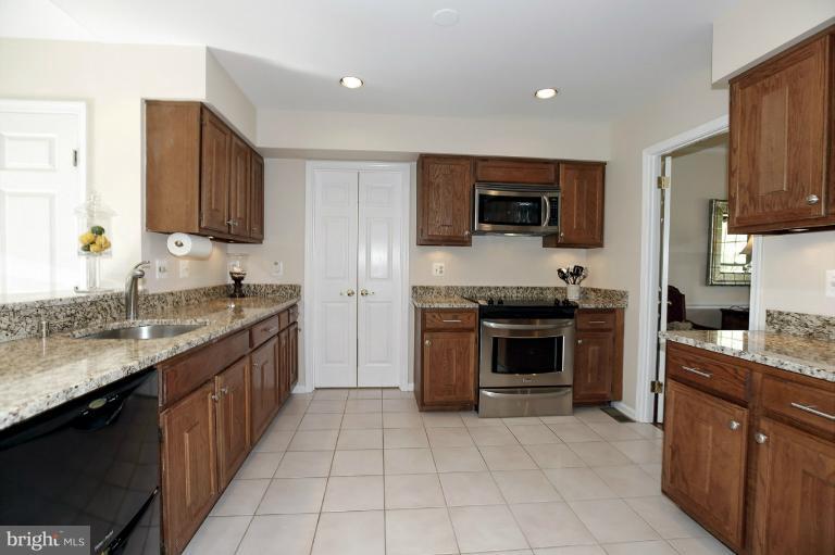 13404 Briar Path Lane Silver Spring, MD 20906 - Photo 11 of 30 Kitchen