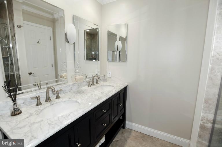 13404 Briar Path Lane Silver Spring, MD 20906 - Photo 14 of 30 Master Bathroom