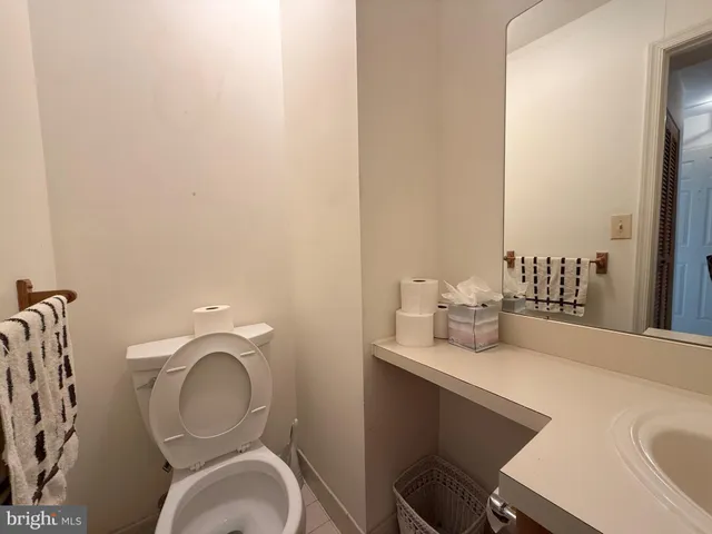 $329,000 | 21 Pioneer Court, Ewing, NJ 08628