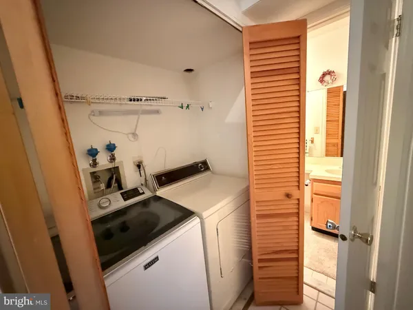 $329,000 | 21 Pioneer Court, Ewing, NJ 08628