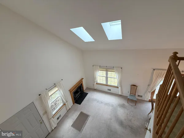 $329,000 | 21 Pioneer Court, Ewing, NJ 08628