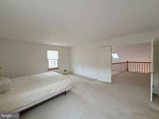 $329,000 | 21 Pioneer Court, Ewing, NJ 08628