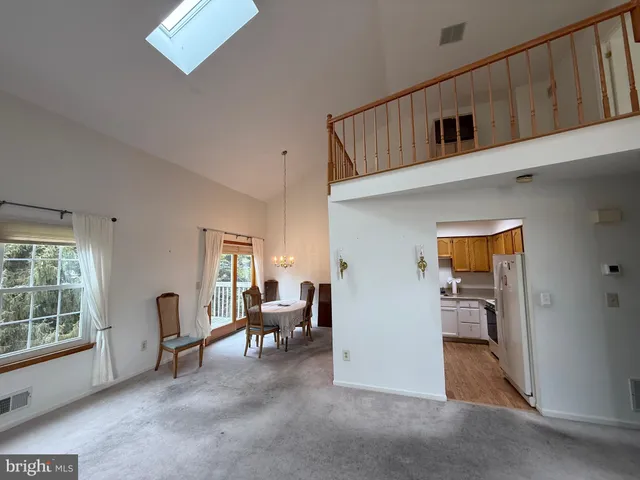 $329,000 | 21 Pioneer Court, Ewing, NJ 08628