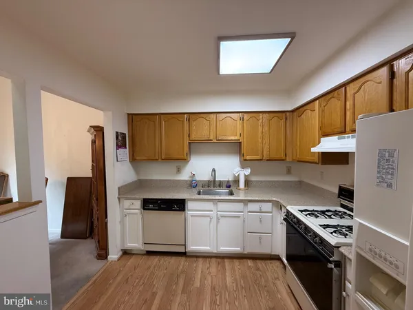 $329,000 | 21 Pioneer Court, Ewing, NJ 08628