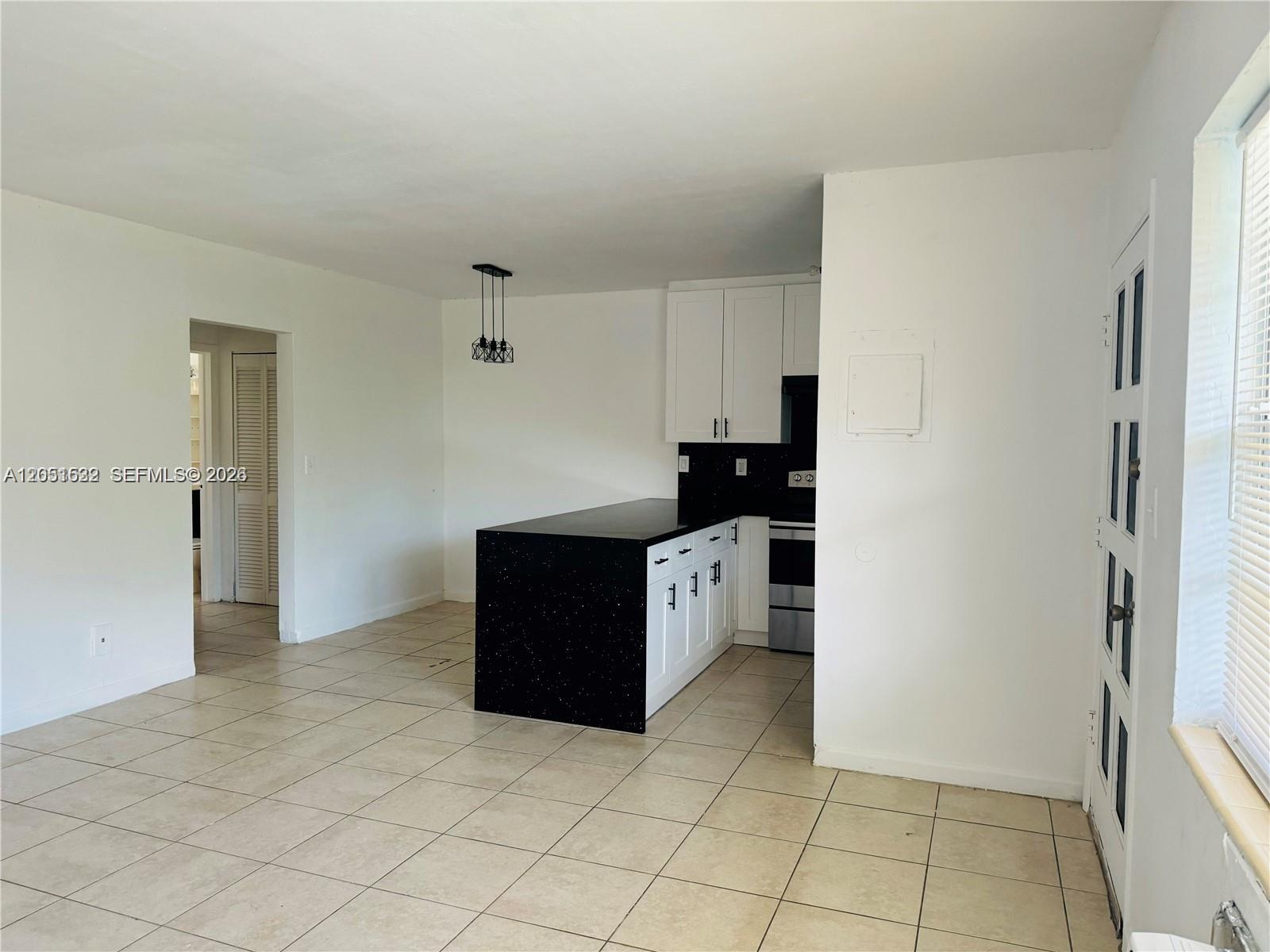 1755 Northeast 116th Road, Unit 17 North Miami, FL 33181 - Photo 3 of 19