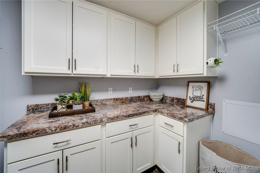 577 South Robbs Lane Pekin, IN 47165 - Photo 19 of 29