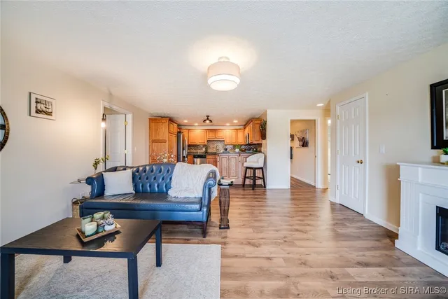 $249,950 | 577 South Robbs Lane, Pekin, IN 47165