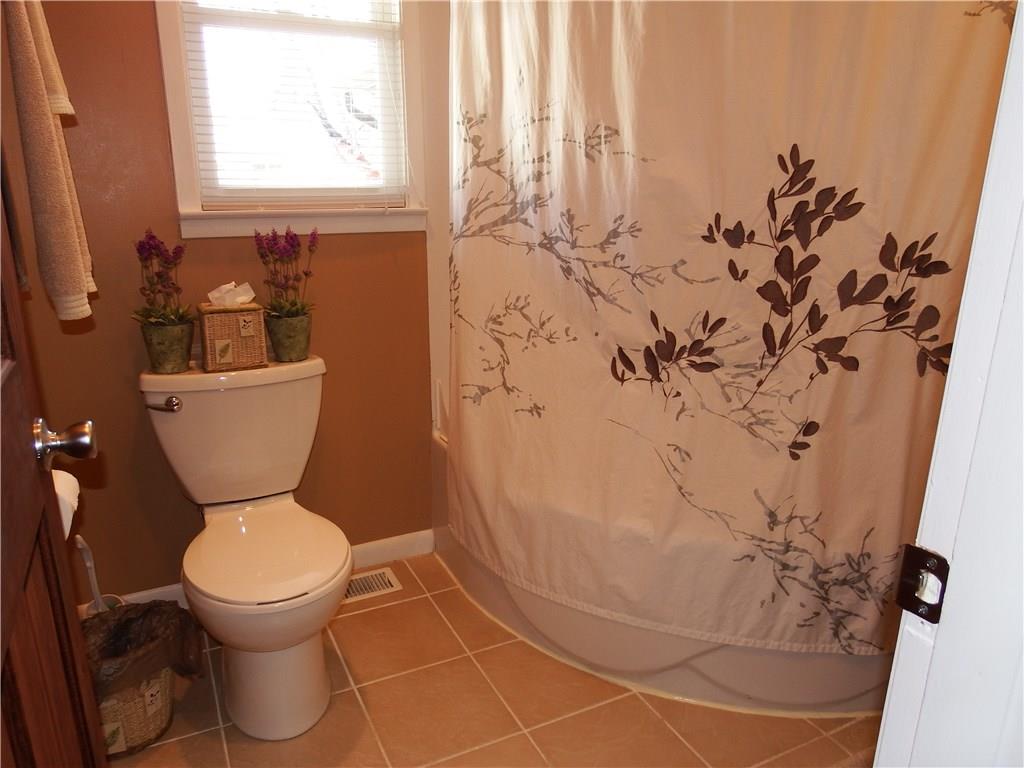 555 Howard Road Greenwood, IN 46142 - Photo 14 of 24 Gallery Image 14