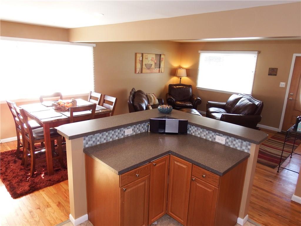 555 Howard Road Greenwood, IN 46142 - Photo 4 of 24 Gallery Image 4