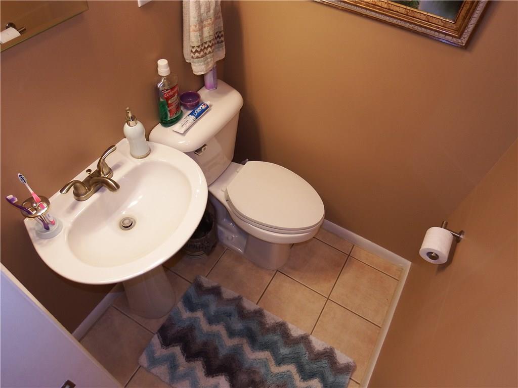 555 Howard Road Greenwood, IN 46142 - Photo 10 of 24 Gallery Image 10