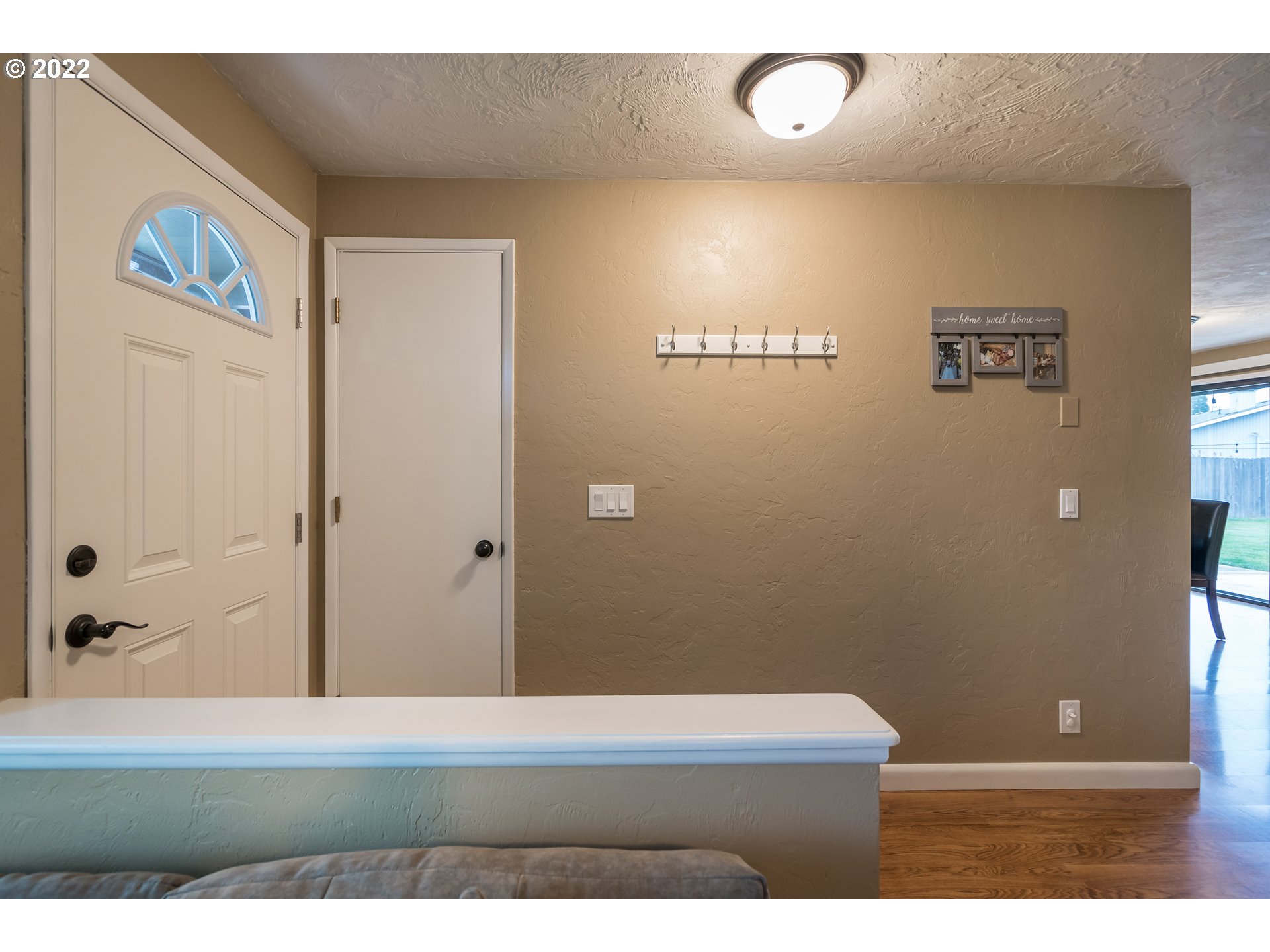 639 57th Street Springfield, OR 97478 - Photo 7 of 29