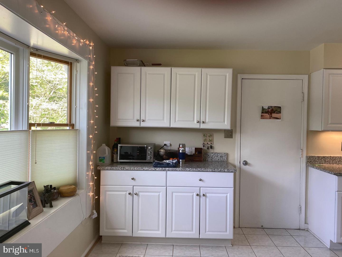1708 Woodwell Road Silver Spring, MD 20906 - Photo 7 of 39 From Foyer to Breakfast area