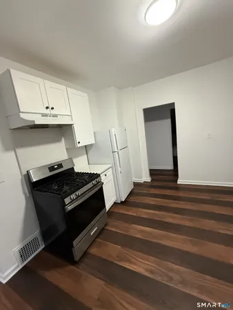 $2,000 | 127 Eagle Street, Bridgeport, CT 06607