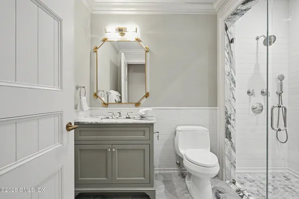 $6,450,000 | 702 Steamboat Road, Unit 6, Greenwich, CT 06830