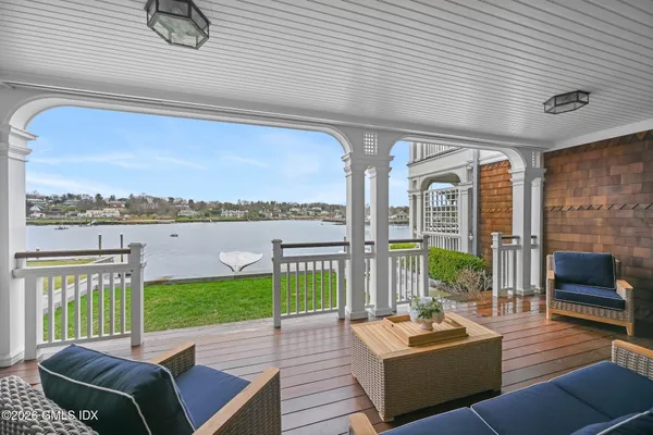 $6,450,000 | 702 Steamboat Road, Unit 6, Greenwich, CT 06830