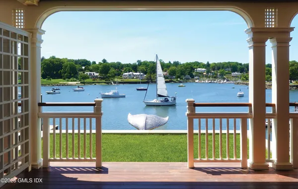 $6,450,000 | 702 Steamboat Road, Unit 6, Greenwich, CT 06830