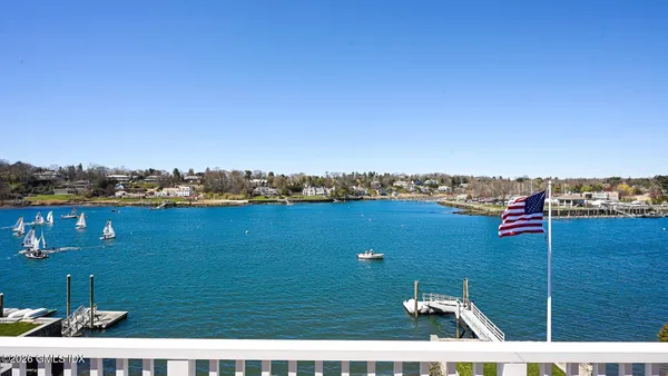 $6,450,000 | 702 Steamboat Road, Unit 6, Greenwich, CT 06830