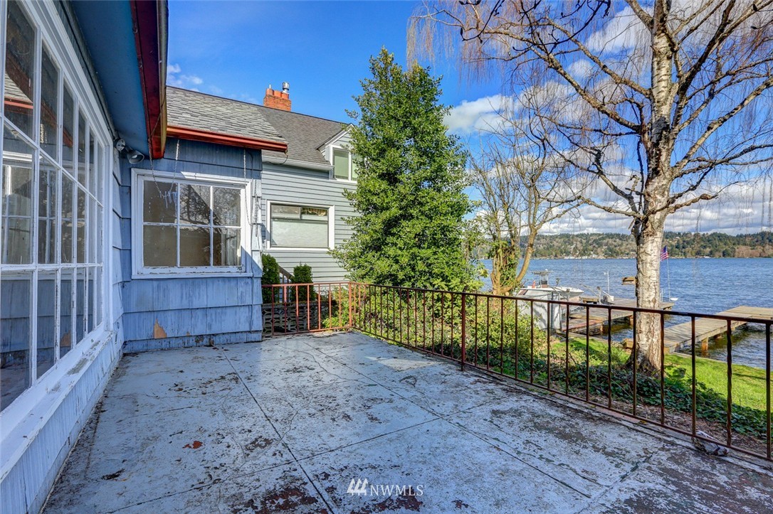 10640 Riviera Place Northeast Seattle, WA 98125 - Photo 13 of 22 Gallery Image 13