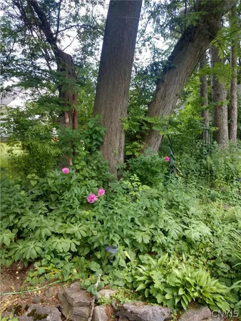 $289,900 | 307 Lomond Place, Utica, NY 13502