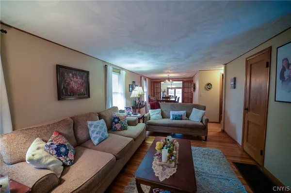 $289,900 | 307 Lomond Place, Utica, NY 13502