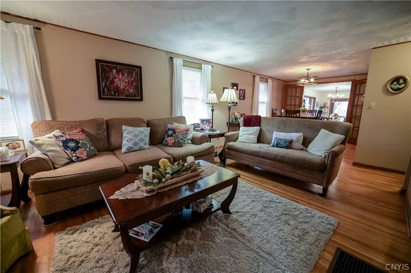 $289,900 | 307 Lomond Place, Utica, NY 13502