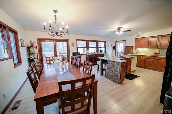 $289,900 | 307 Lomond Place, Utica, NY 13502