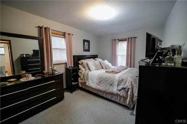 $289,900 | 307 Lomond Place, Utica, NY 13502