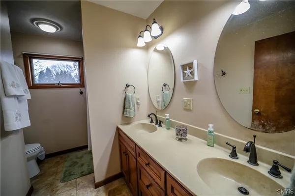 $289,900 | 307 Lomond Place, Utica, NY 13502