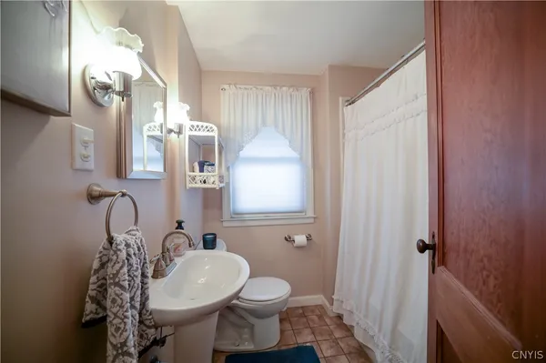 $289,900 | 307 Lomond Place, Utica, NY 13502