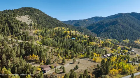 $2,495,000 | 12000 South Palmer Creek Drive, Jackson, WY 83001