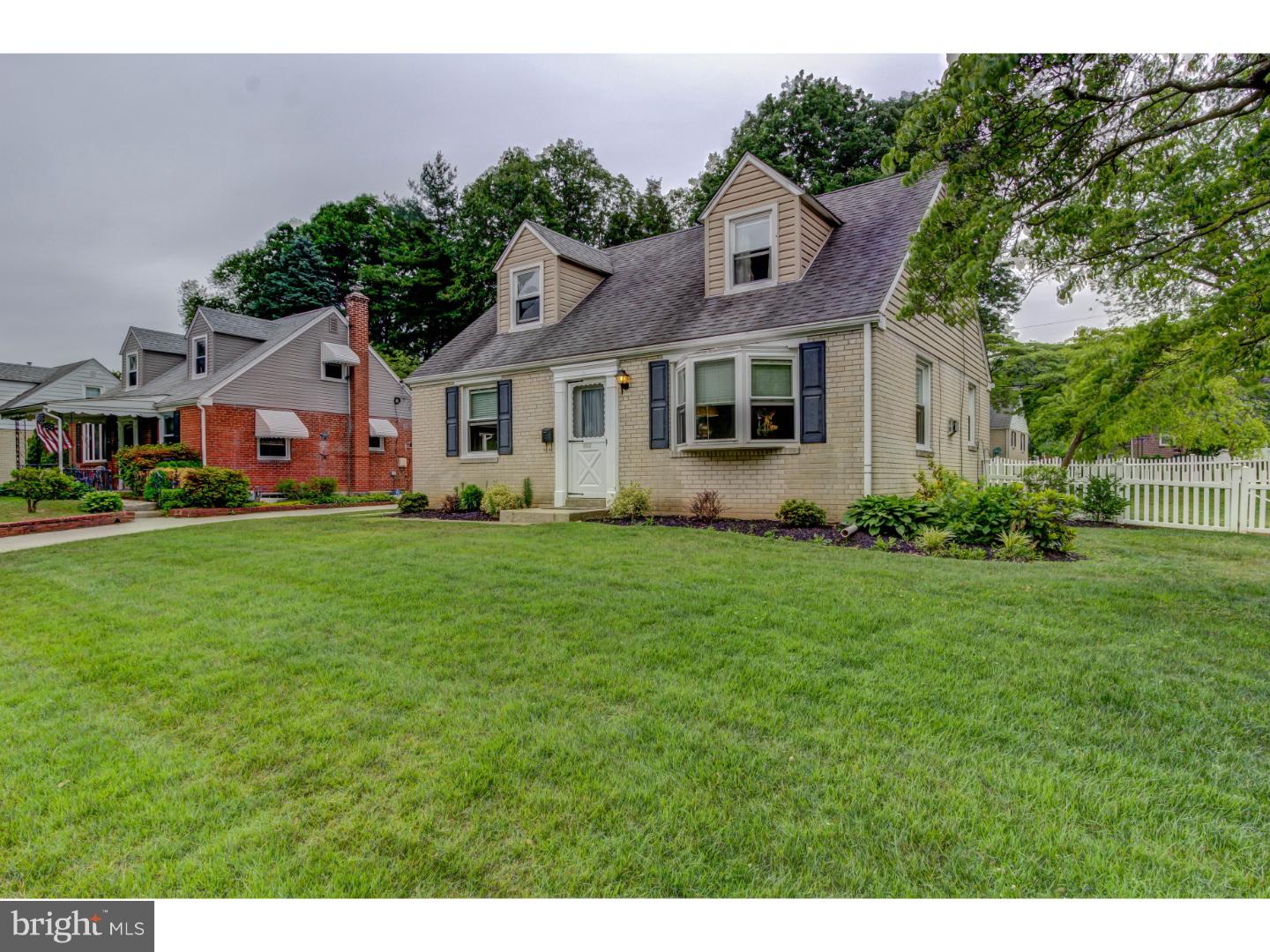 412 Sherman Road Springfield, PA 19064 - Photo 3 of 25