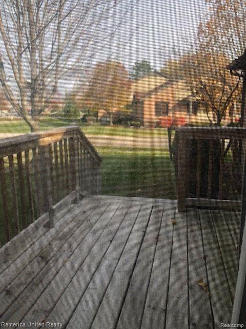 408 Meadow Bridge Drive Rochester Hills, MI 48307 - Photo 19 of 27
