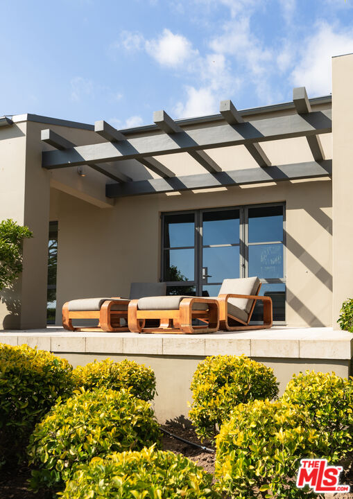 796 Hot Springs Road Montecito, CA 93108 - Photo 40 of 47 a house view with sitting space and garden space