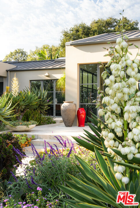 796 Hot Springs Road Montecito, CA 93108 - Photo 9 of 47