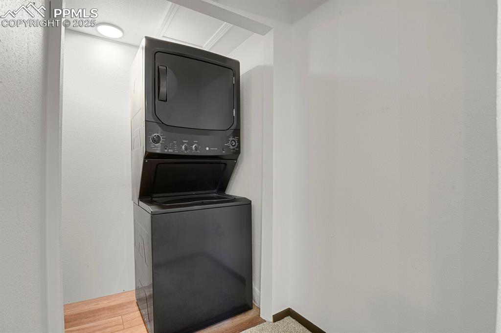 1006 Fontmore Road, Unit C Colorado Springs, CO 80904 - Photo 19 of 33 a view of washer and dryer