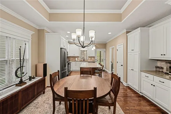 $525,000 | 8554 Barstow Street, Lenexa, KS 66219