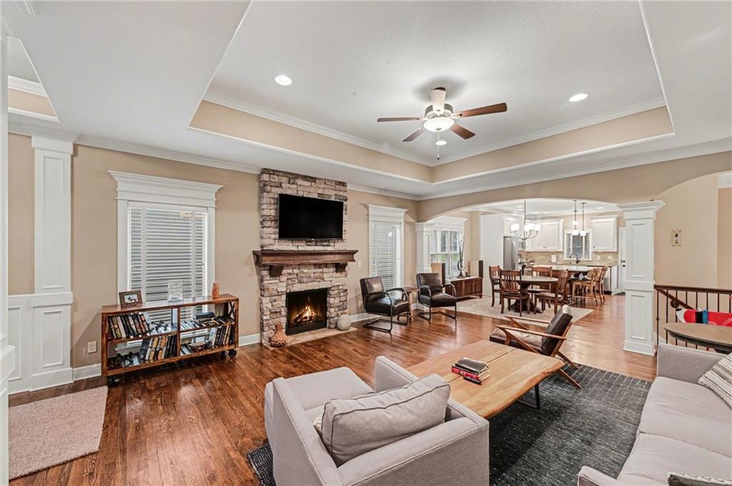 8554 Barstow Street Lenexa, KS 66219 - Photo 9 of 25