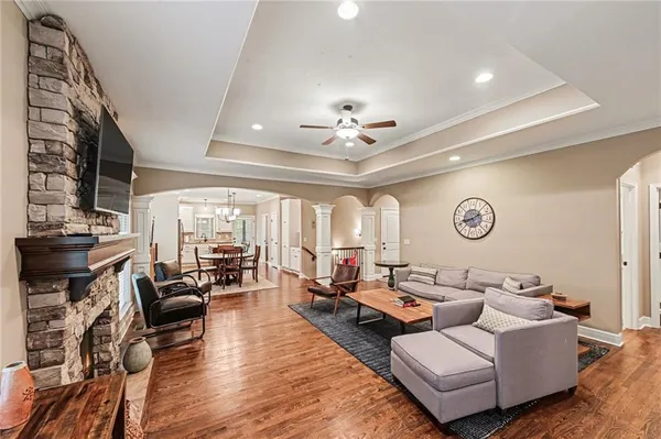 $525,000 | 8554 Barstow Street, Lenexa, KS 66219