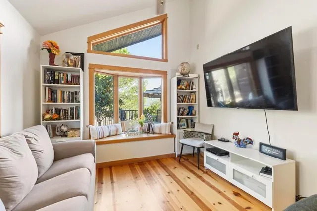 $750,000 | 7594 Leahs Way, Browns Valley, CA 95918